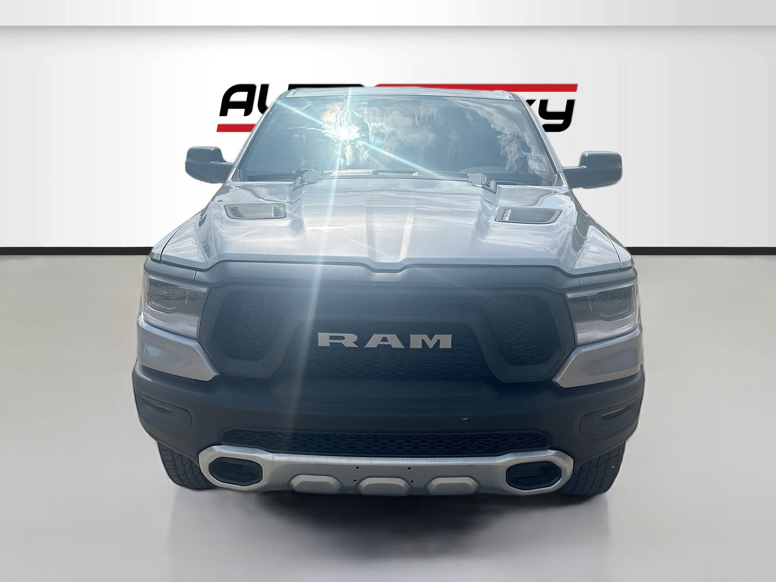 Used 2022 Silver Ram Rebel image 2