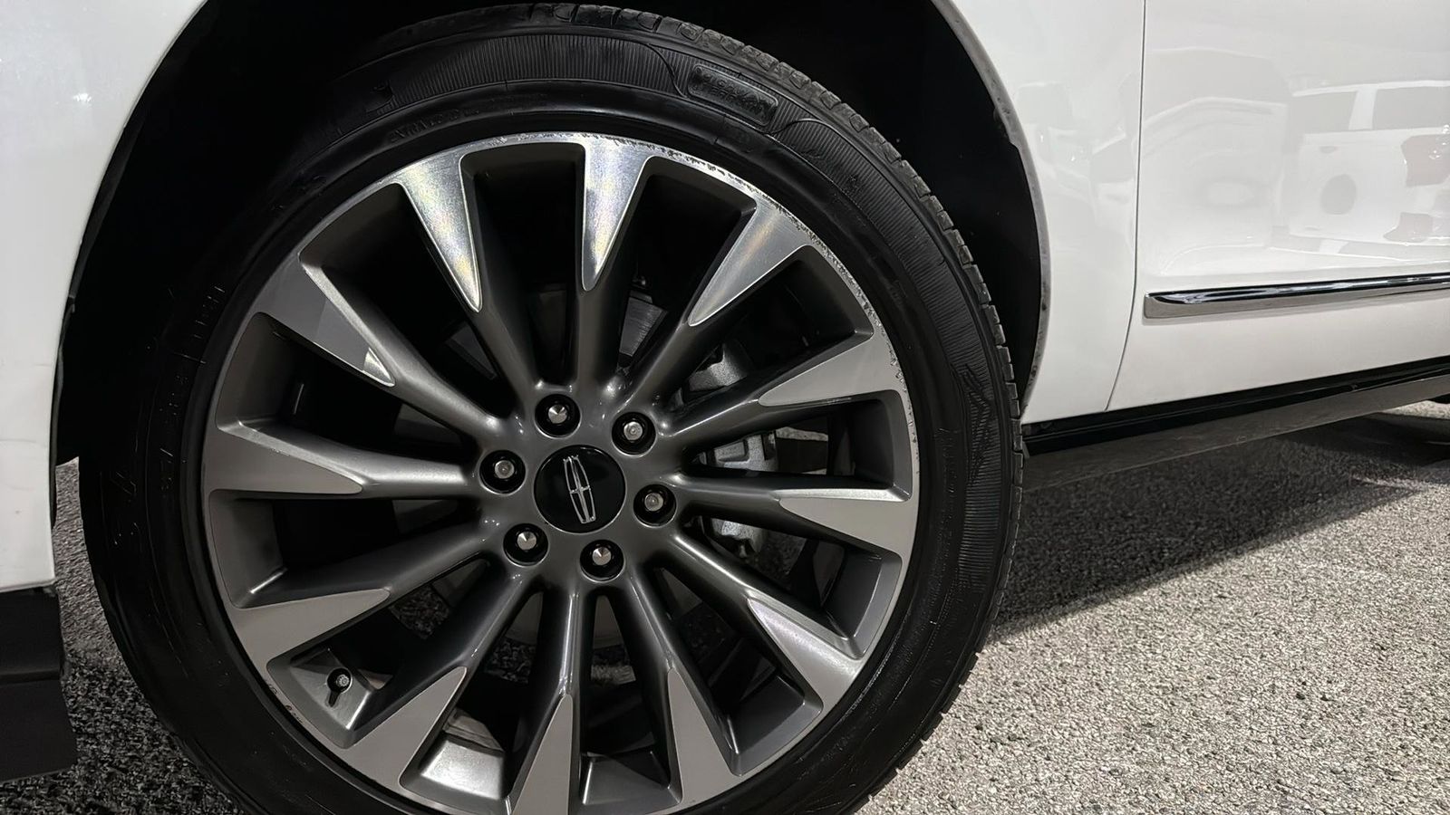 Used Car 2021 Lincoln Navigator  Reserve For Sale Under $50,000 In Austin, Texas