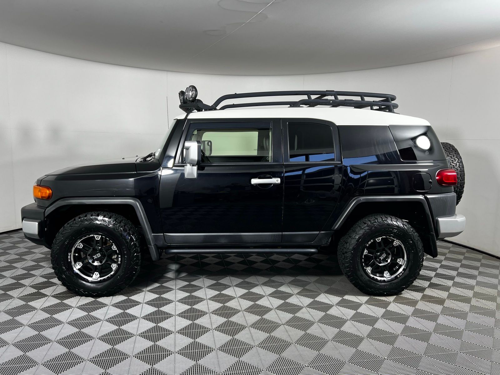 2014 Toyota FJ Cruiser Base 8