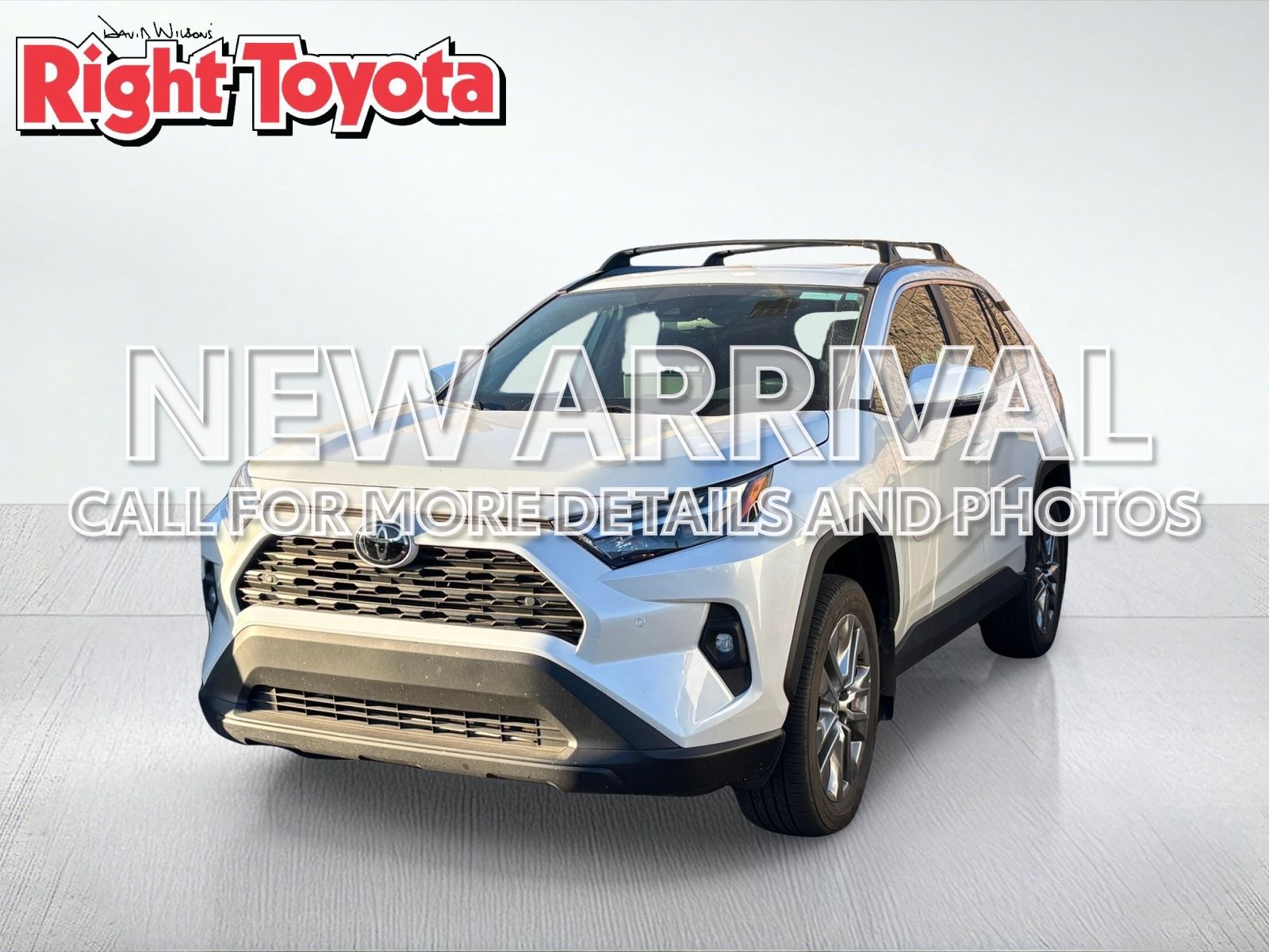 White (Wind Chill Pearl) 2023 Toyota RAV4 SUV / Crossover Front-Wheel Drive 8-Speed Automatic