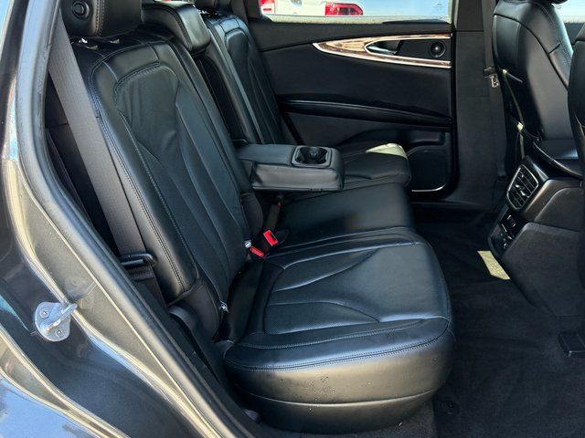 Used 2020 Magnetic Gray Lincoln Reserve image 37