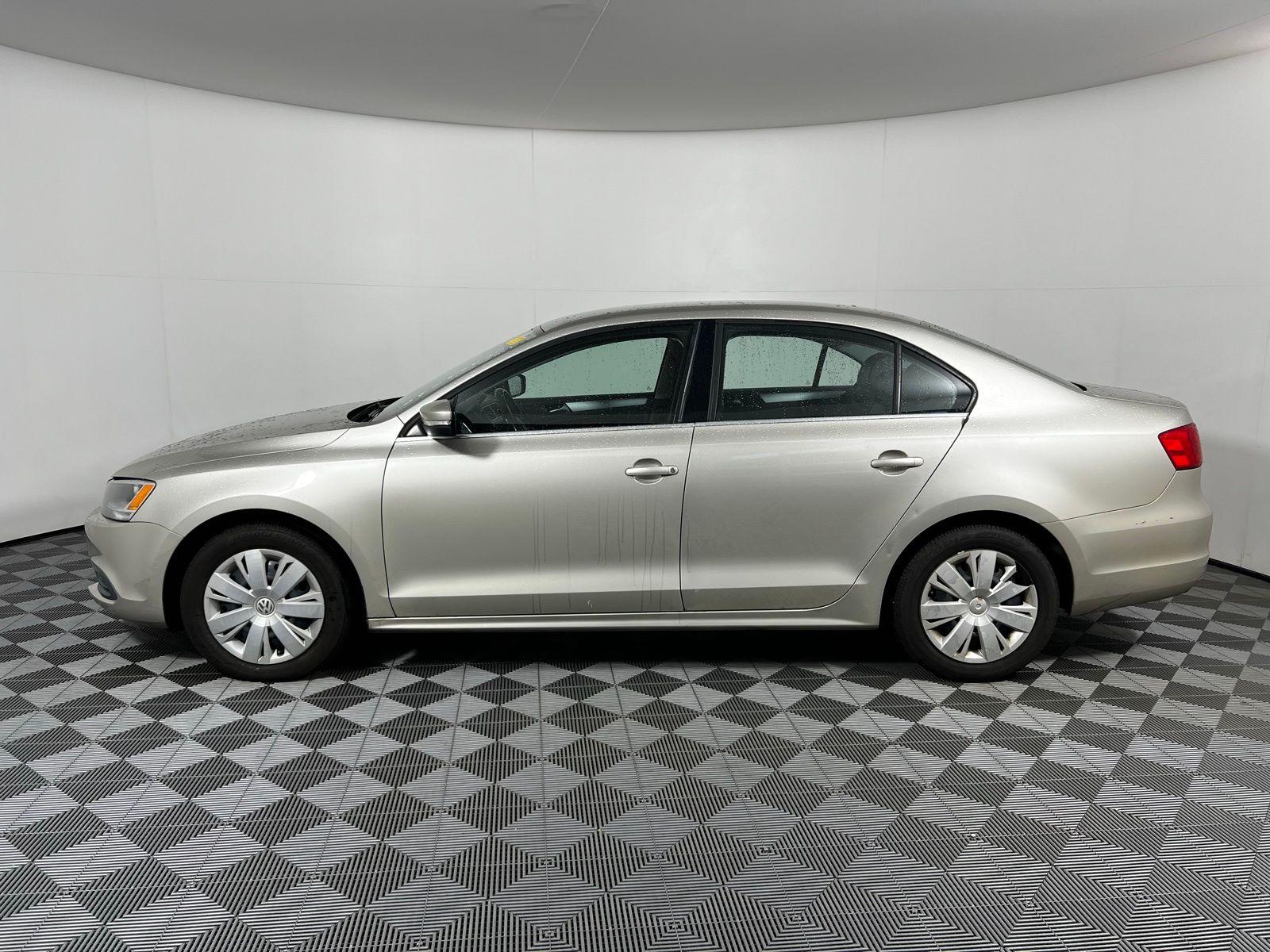 Thumbnail: 2013 Volkswagen Jetta - 8