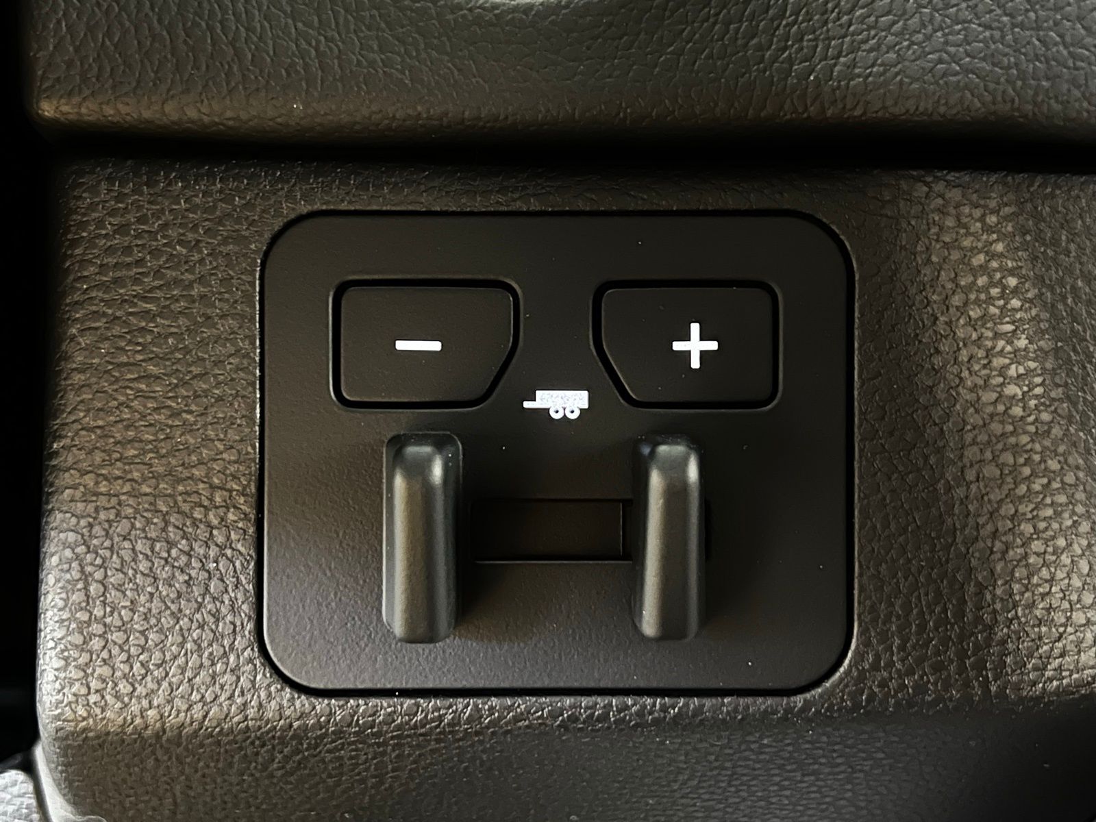 Thumbnail: 2026 Toyota Tundra - 19