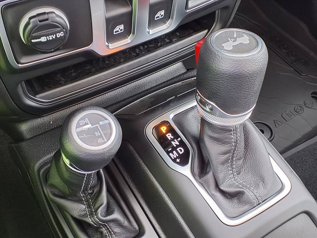 2026 Jeep Wrangler Sport - 11