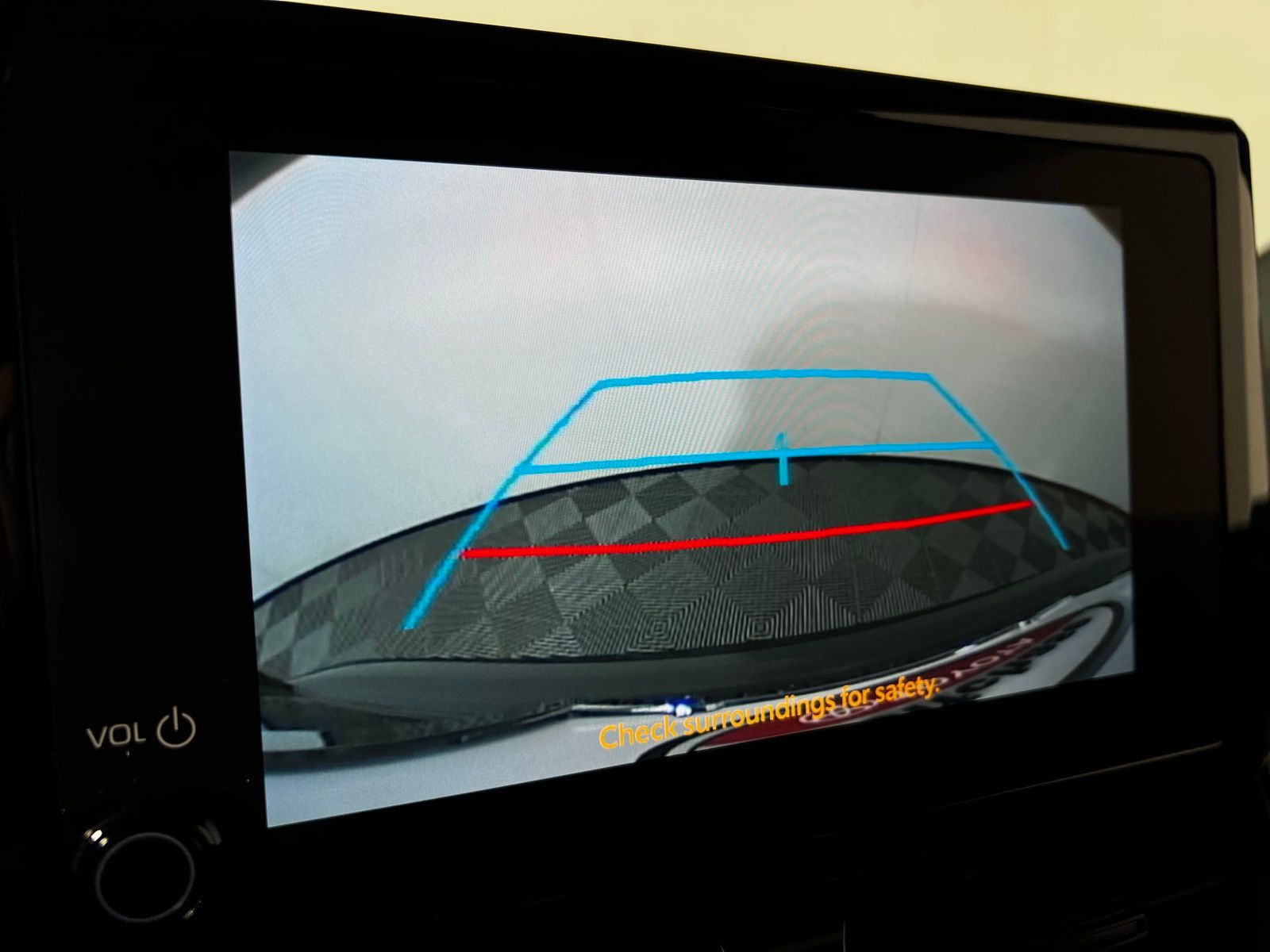 Thumbnail: 2025 Toyota Corolla - 18