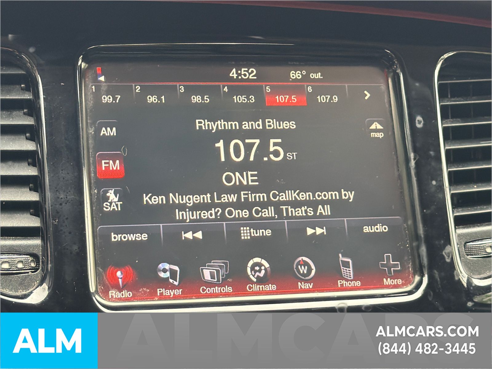 Used 2014 Gray Dodge SXT image 31
