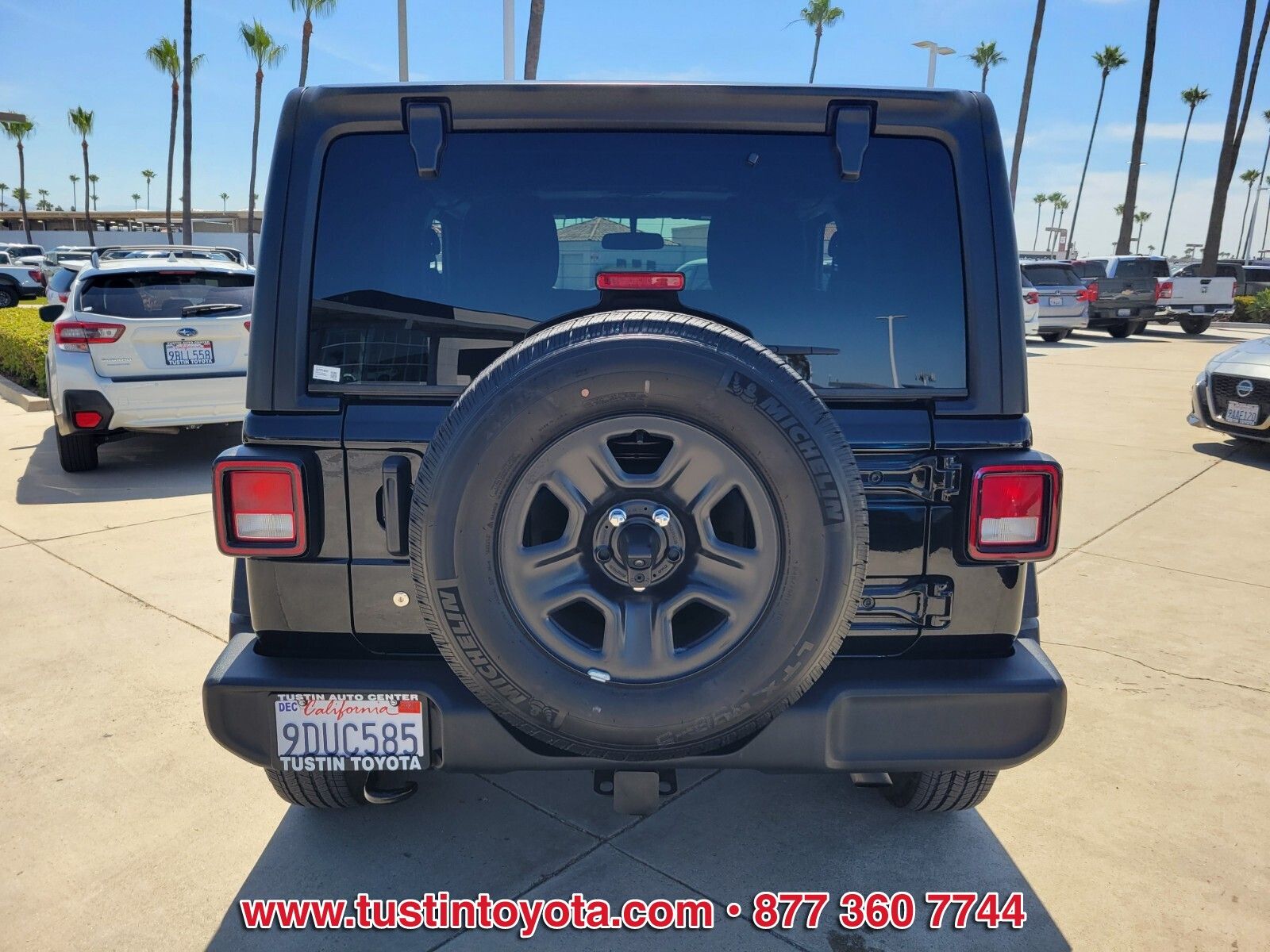 Used 2023 Black Jeep Sport image 5