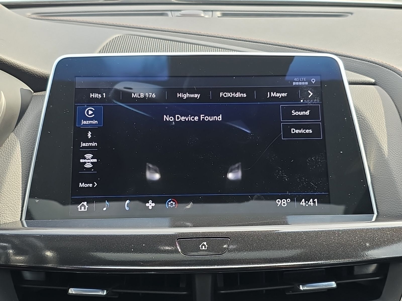 Used 2024 White Cadillac Sport image 36