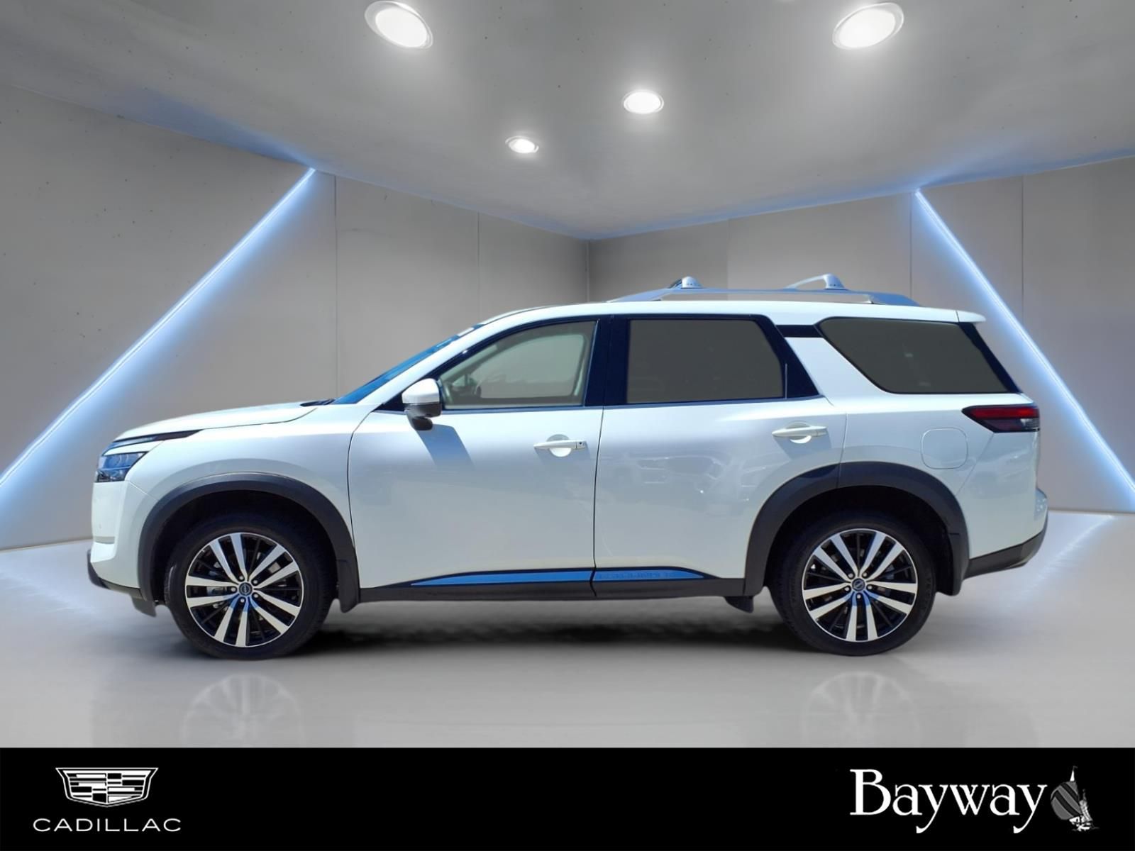 2023 Nissan Pathfinder Platinum White at Central Houston Nissan