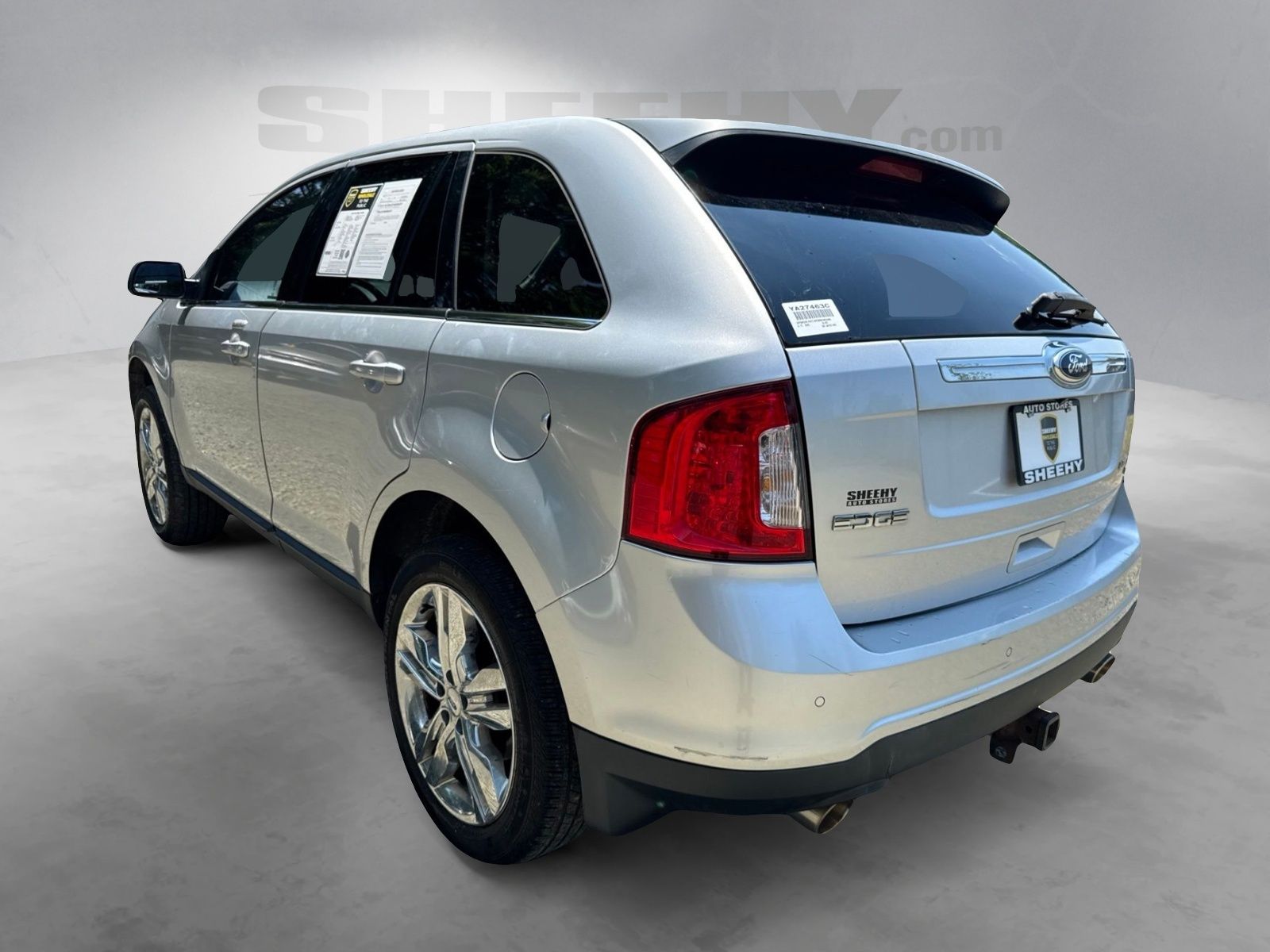 Used 2014 Ingot Silver Metallic Ford Limited image 14