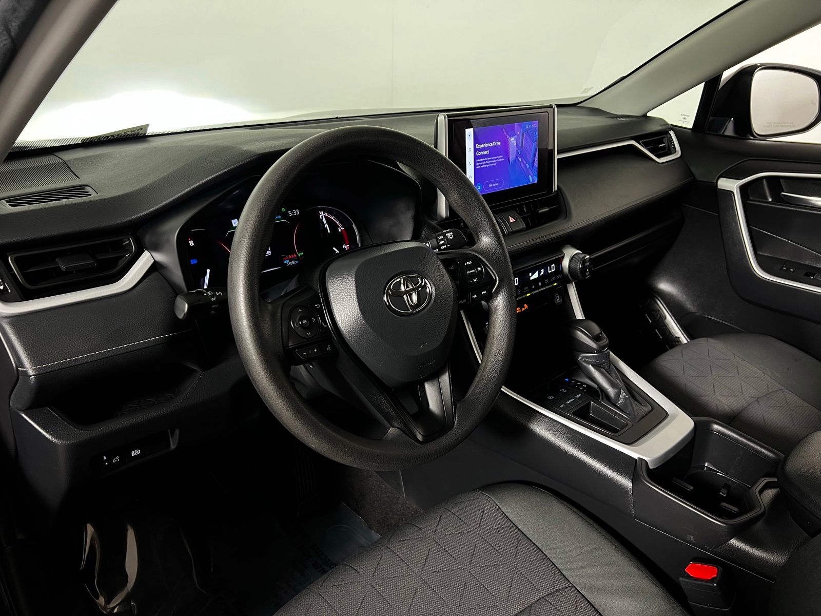 Thumbnail: 2024 Toyota RAV4 - 12