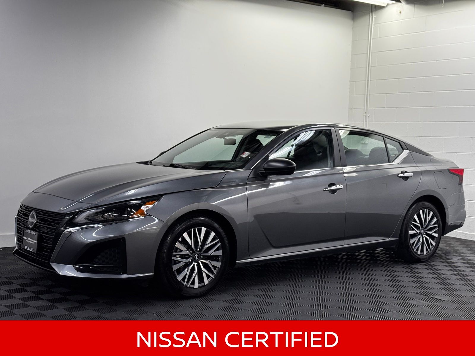 Gray (Gun Metallic) 2025 Nissan Altima Sedan Front-Wheel Drive Continuously Variable Transmission