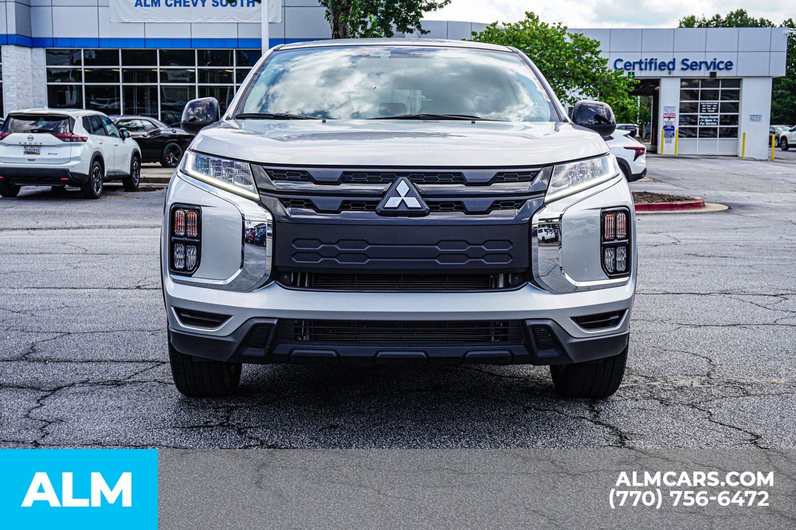 Used 2025 Silver Mitsubishi 2.0 SE image 11