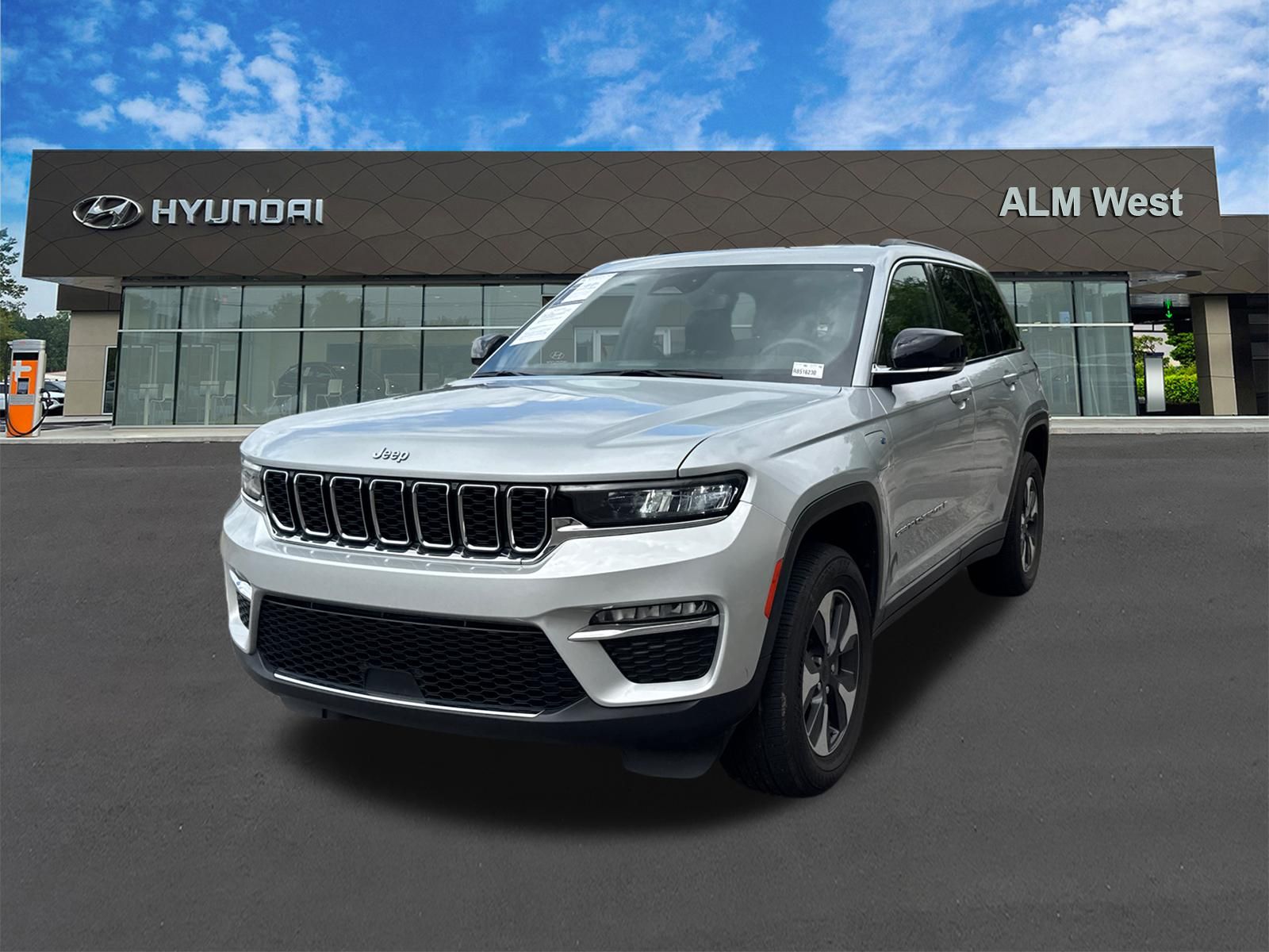 Silver Zynith 2024 Jeep Grand Cherokee 4xe SUV / Crossover Four-Wheel Drive 8-Speed Automatic