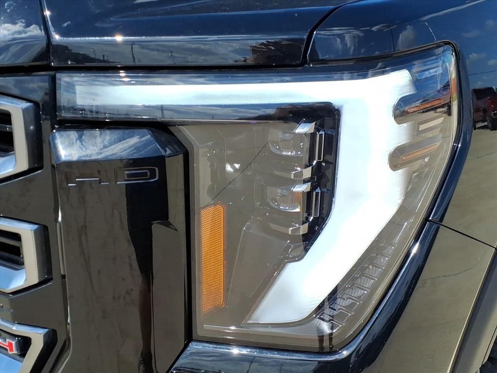 2025 GMC Sierra 2500HD AT4 - 8