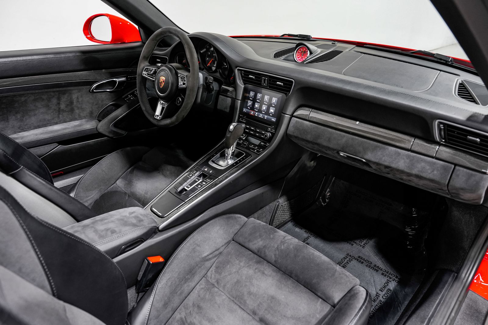 2017 Porsche 911 Targa 4 GTS — photo 29