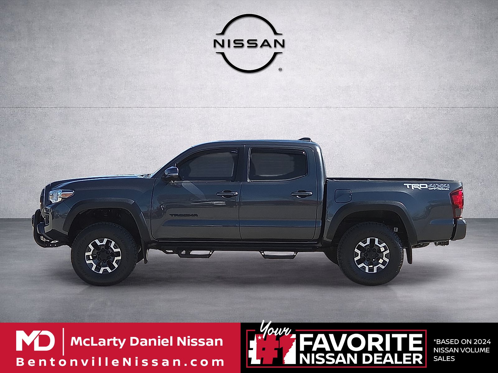 View vehicle photo 3