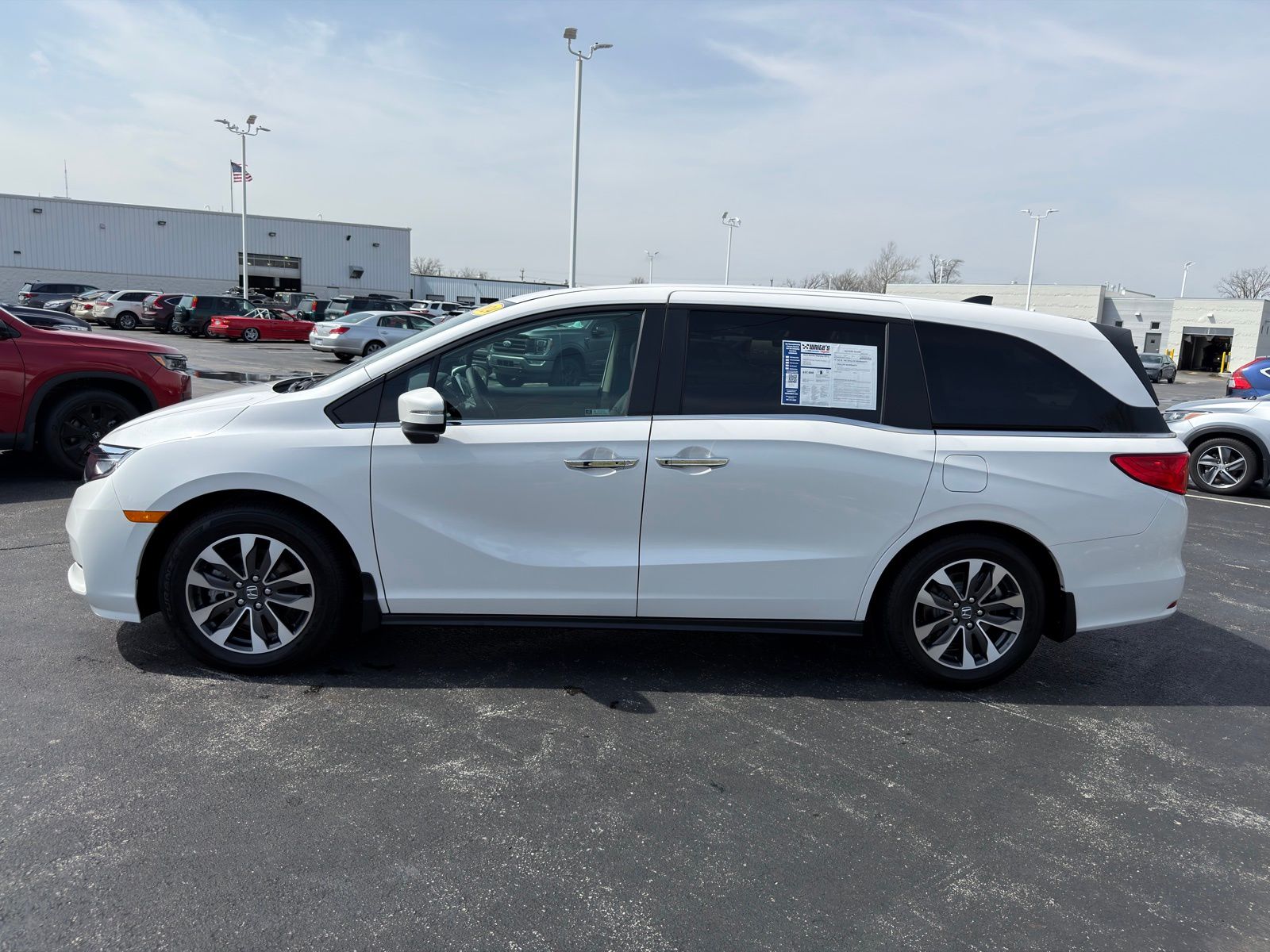 View vehicle photo 3