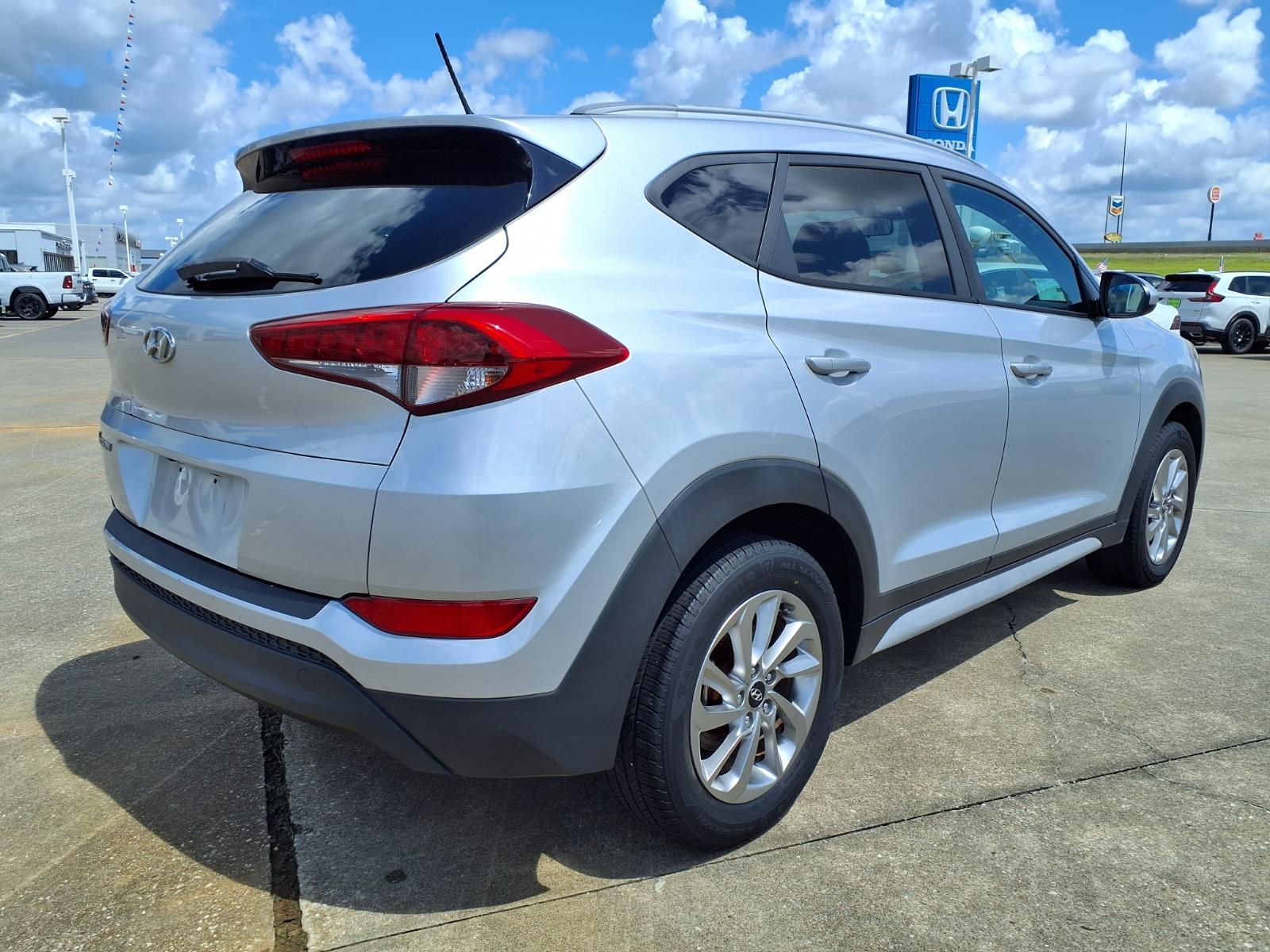 Used 2017 Hyundai Tucson SE with VIN KM8J33A44HU467968 for sale in Port Arthur, TX