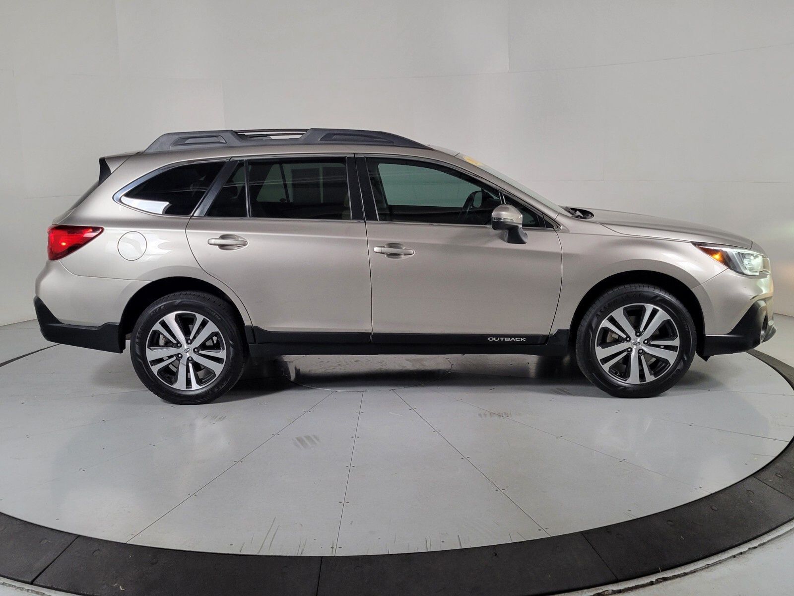 2018 Subaru Outback 3.6R 3