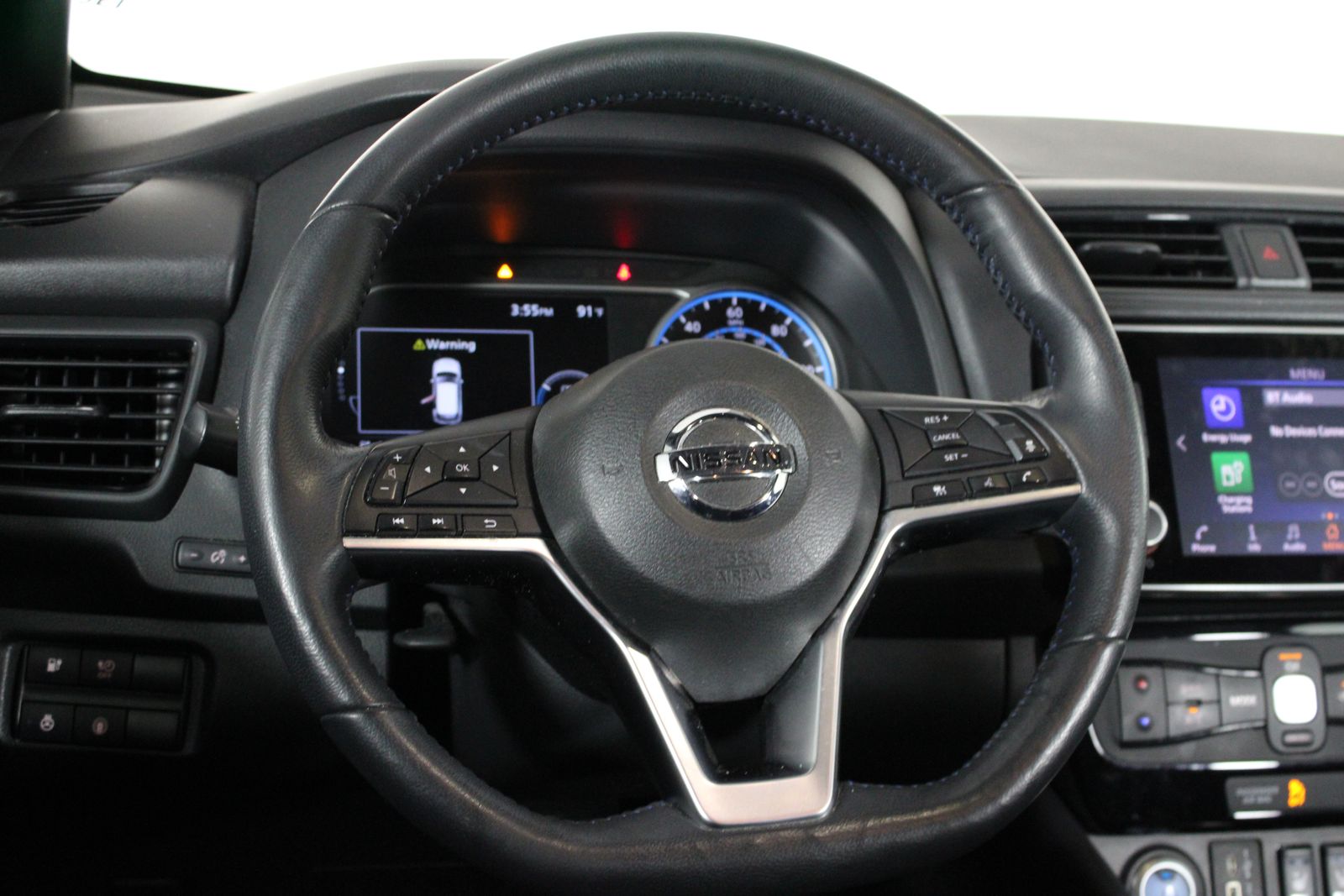 Used 2021 White Nissan SV image 8