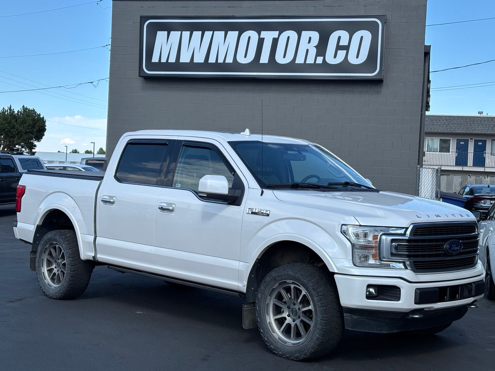 White 2019 Ford F-150 Pickup Truck Four-Wheel Drive Automatic