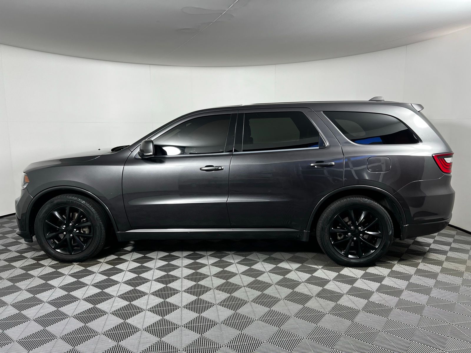 Thumbnail: 2017 Dodge Durango - 8