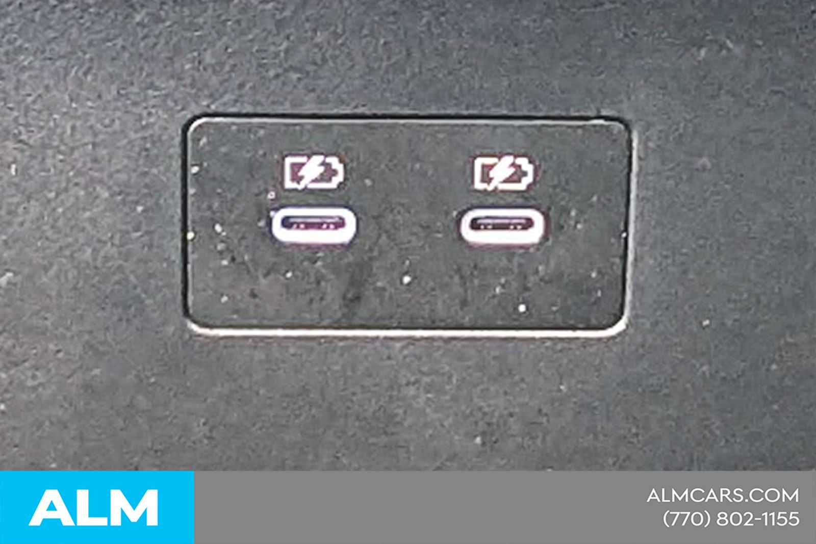 Used 2025 Beige/tan Nissan SV image 44