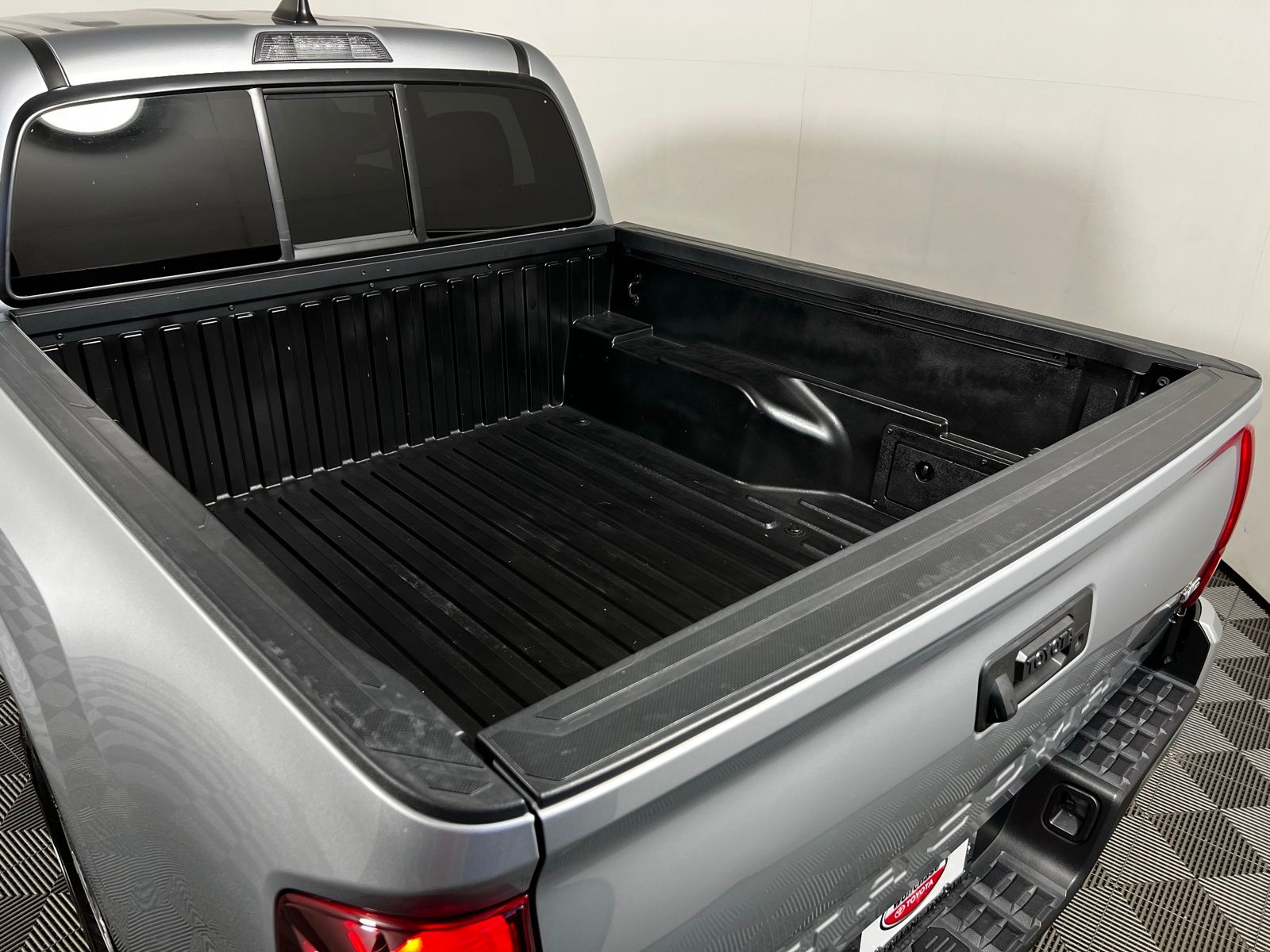 Thumbnail: 2023 Toyota Tacoma - 18