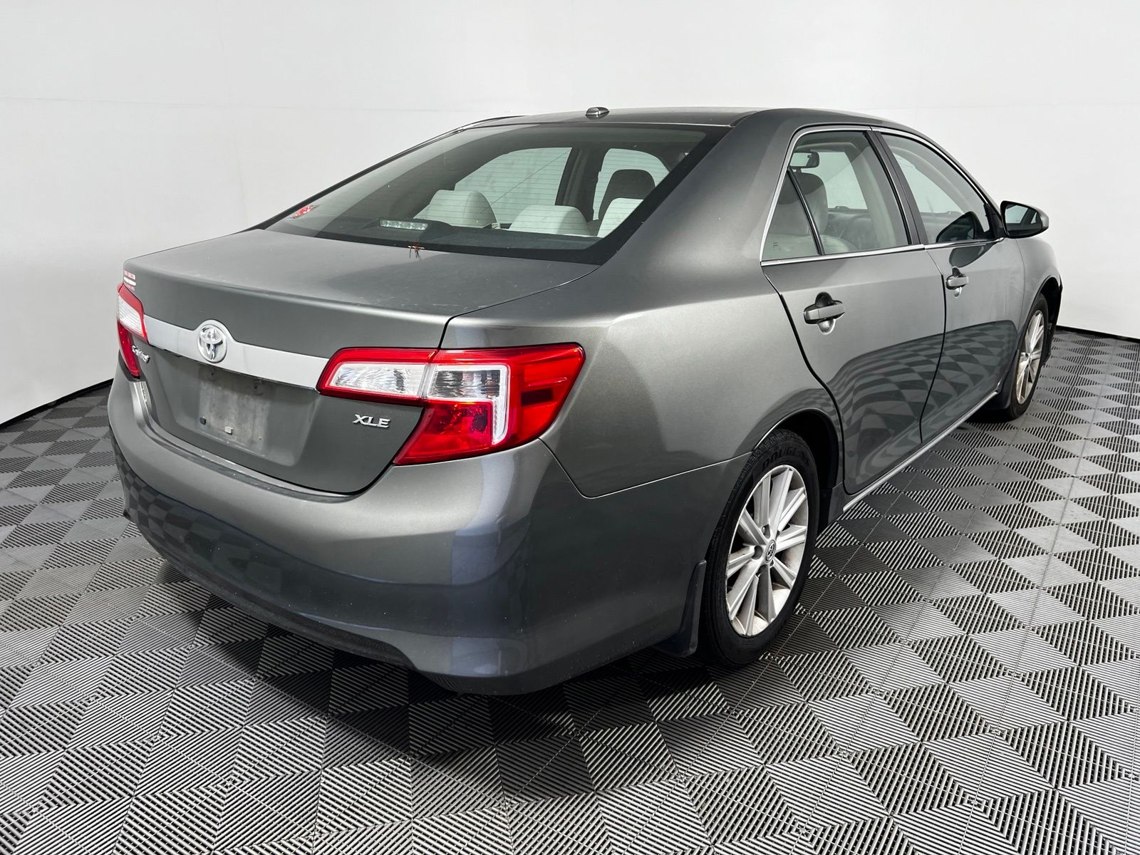 Thumbnail: 2012 Toyota Camry - 5