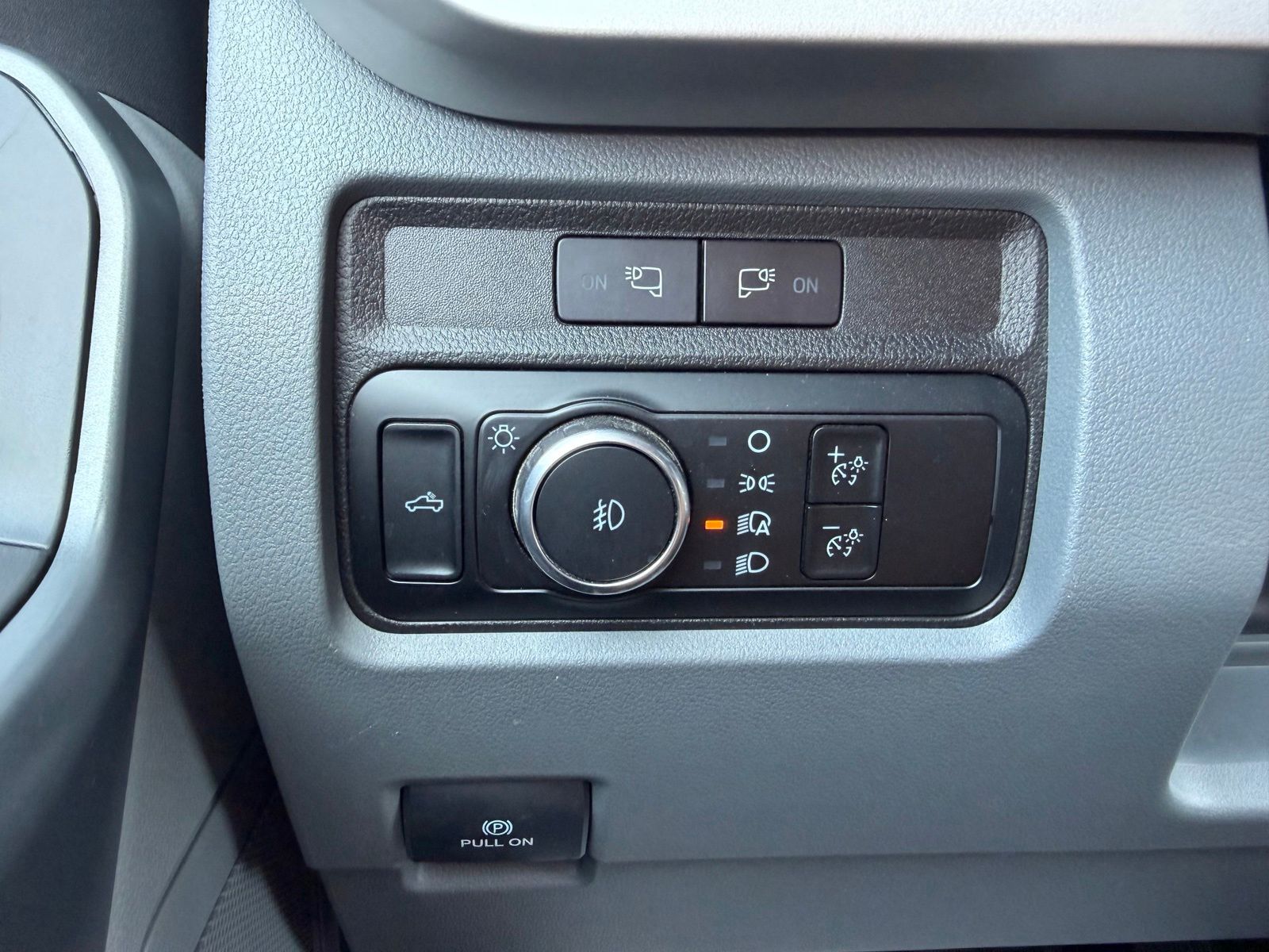 2024 Ford F-250SD image 24