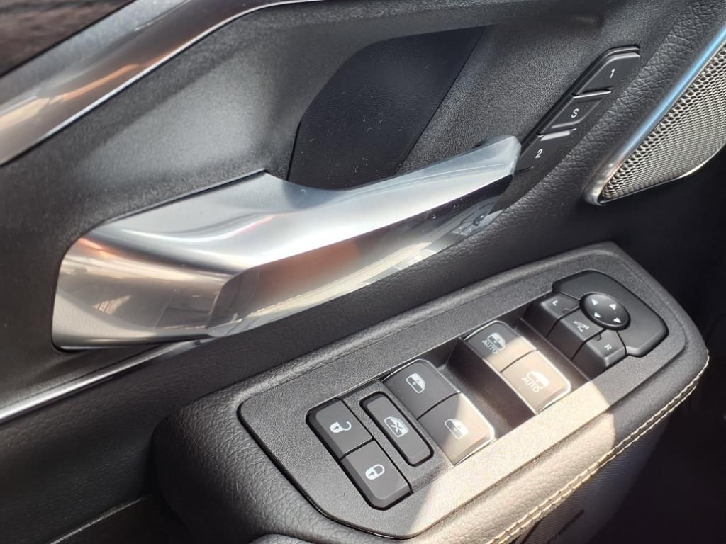2026 Ram 1500 Laramie - 8