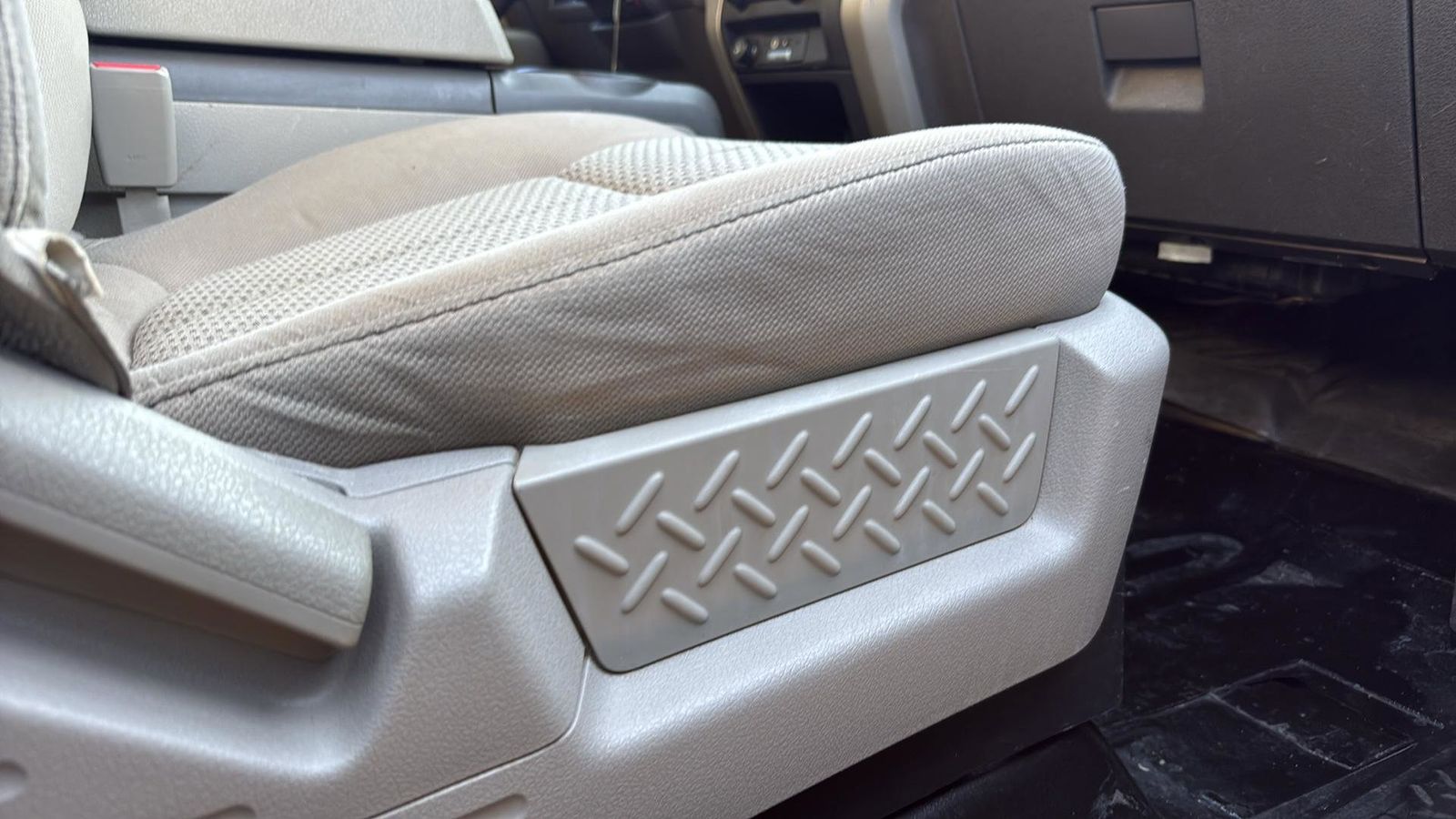 Used Car 2010 Ford F-150  Xlt For Sale Under $10,000 In Austin, Texas