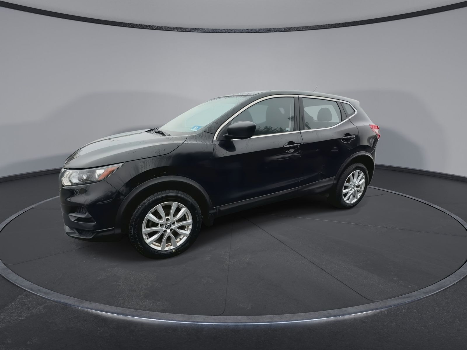 View vehicle photo 4