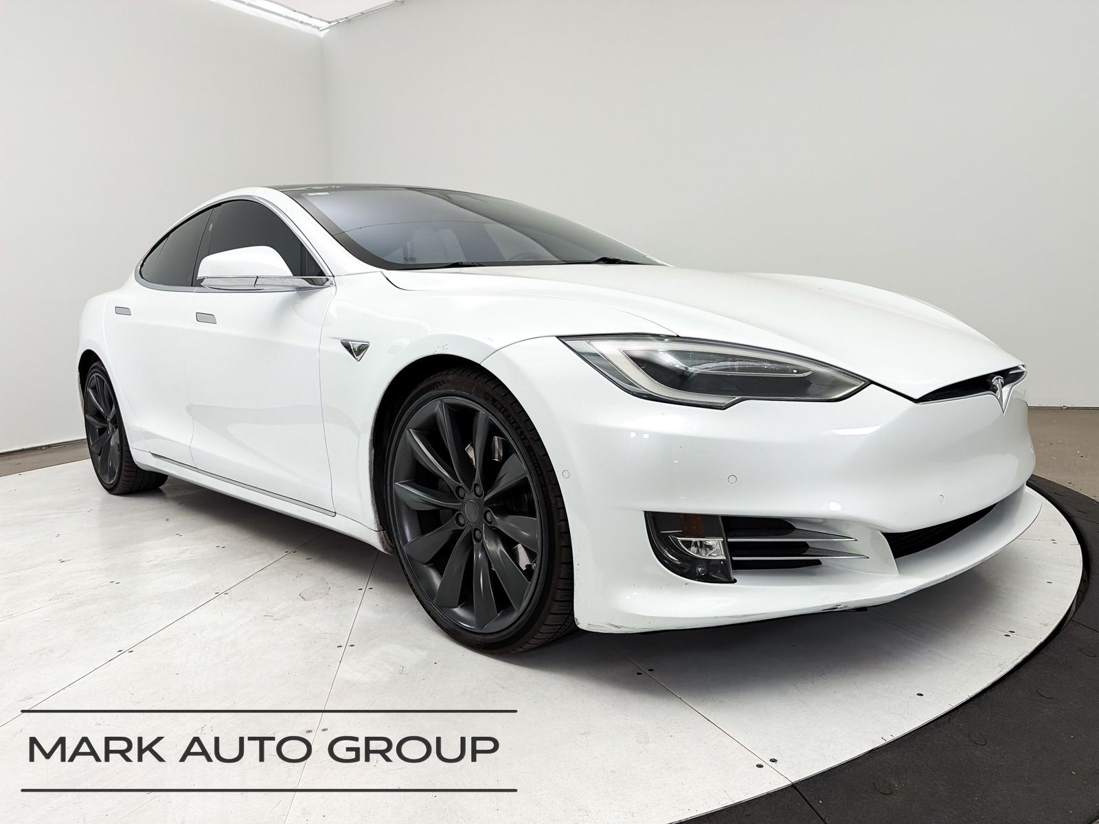 2017 Tesla Model S 75D