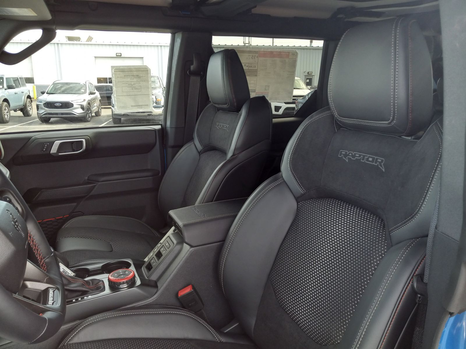 2026 Ford Bronco image 11