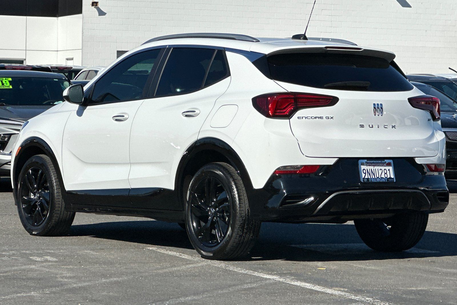 View vehicle photo 5