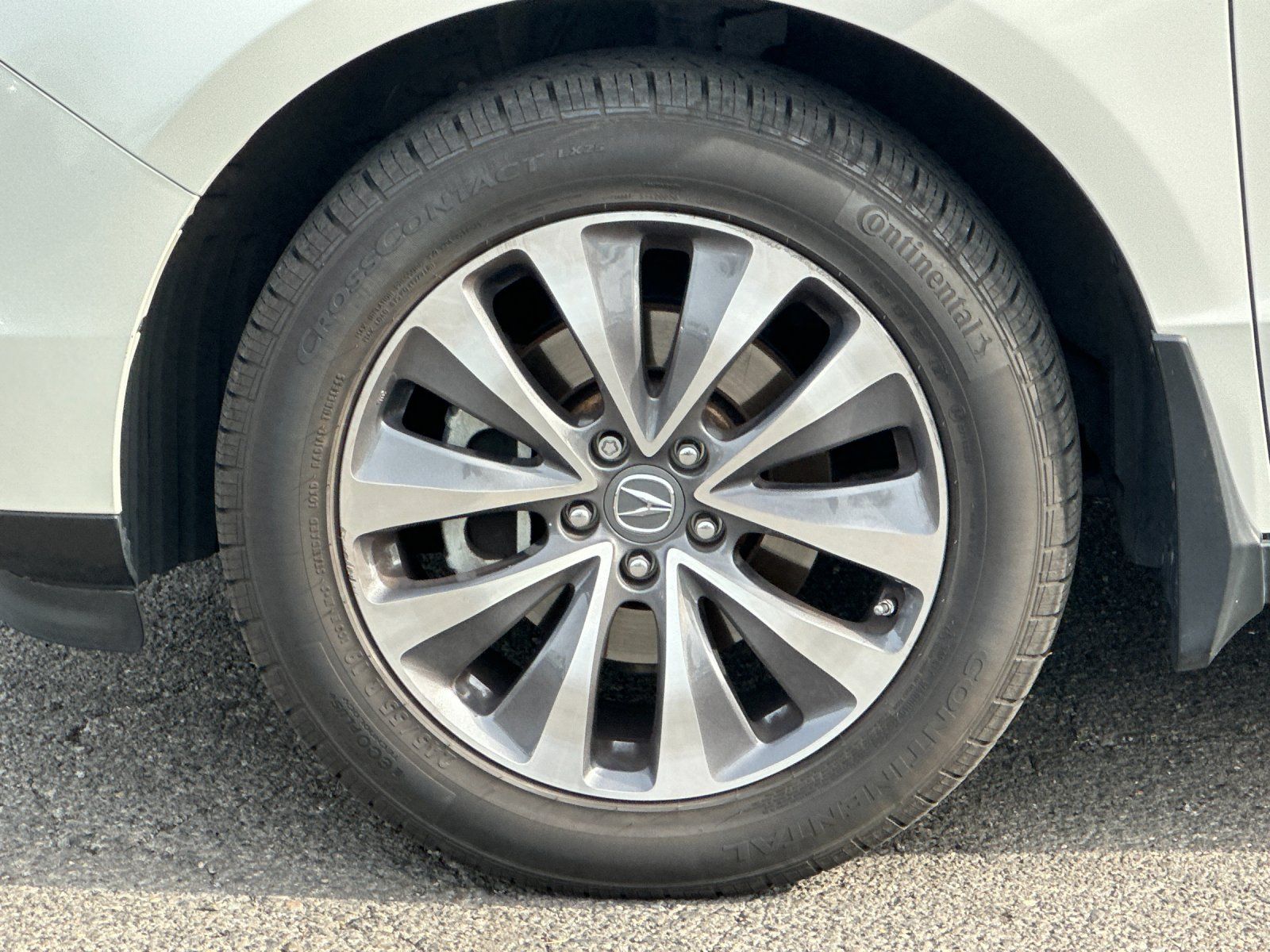 used 2016 Acura MDX car, priced at $21,798