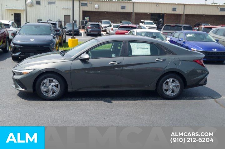 Certified Used 2026 Gray Hyundai SE image 10