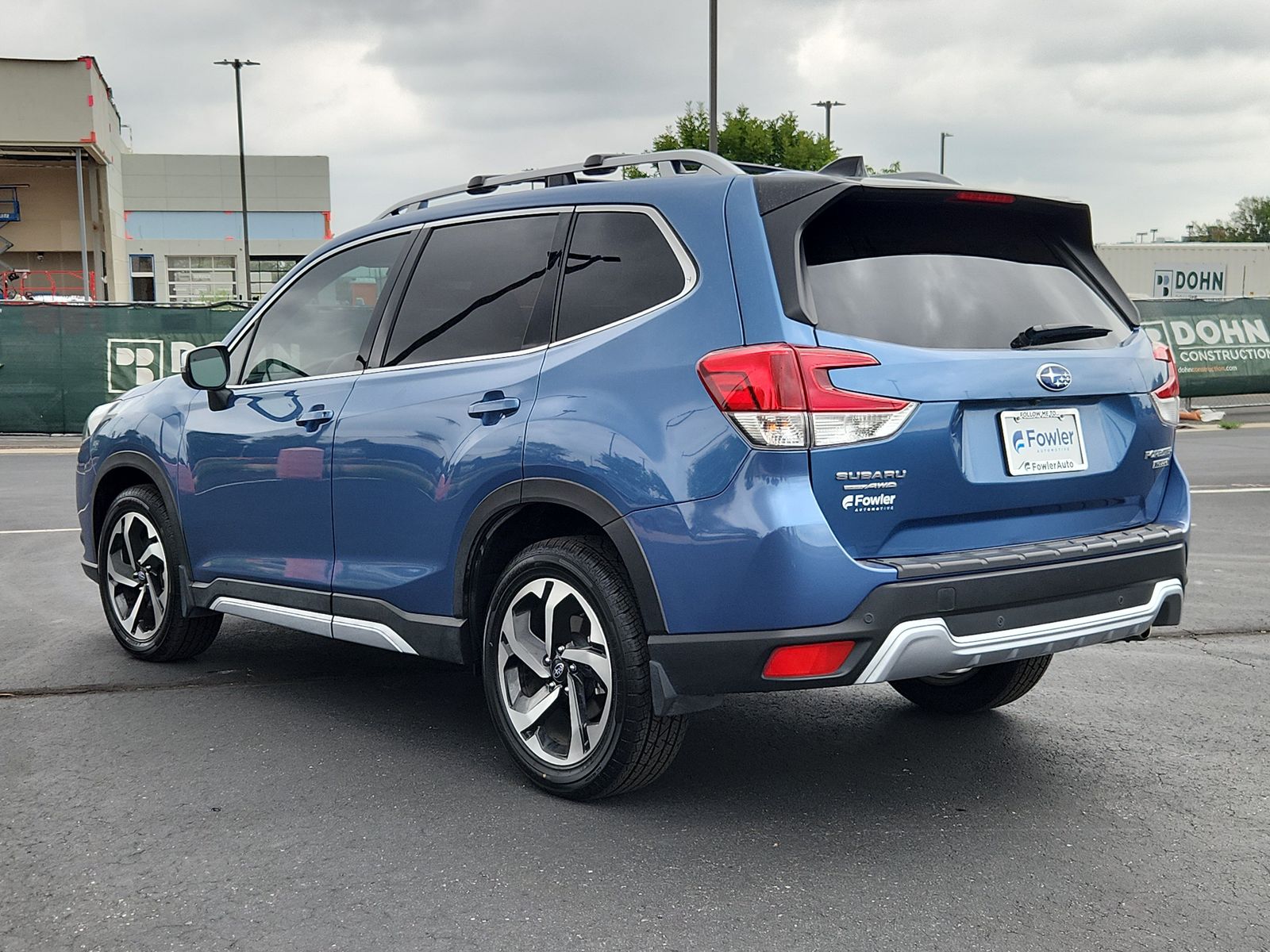 View vehicle photo 6