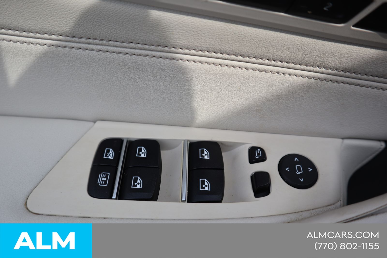 Used 2023 White BMW 540i xDrive image 15