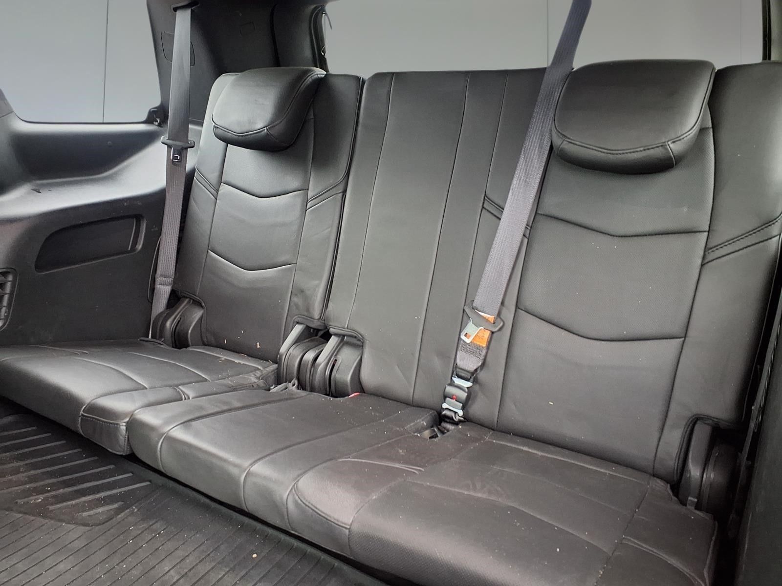 2020 Cadillac Escalade Platinum Edition Black at Autostrade