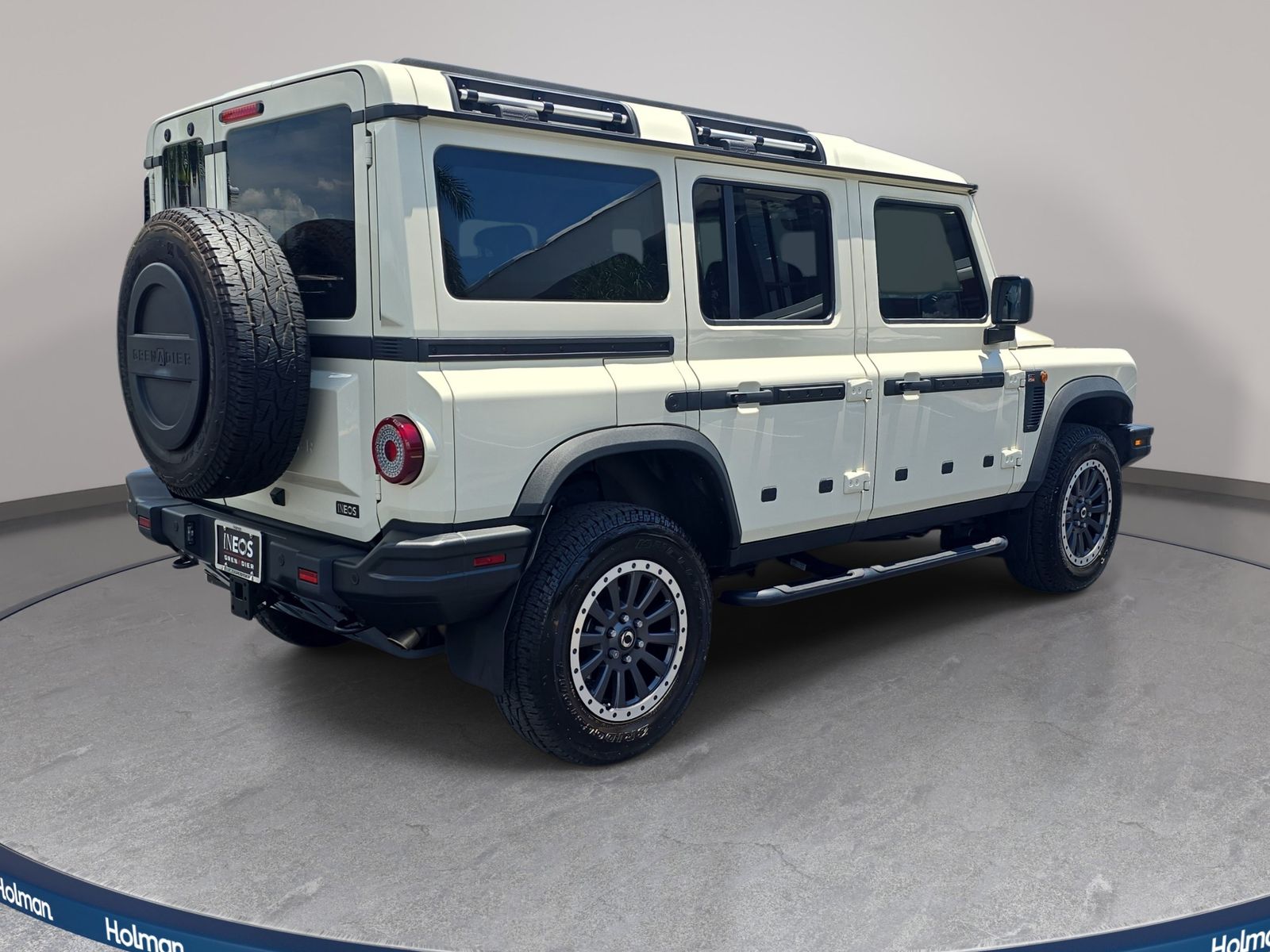 View vehicle photo 6