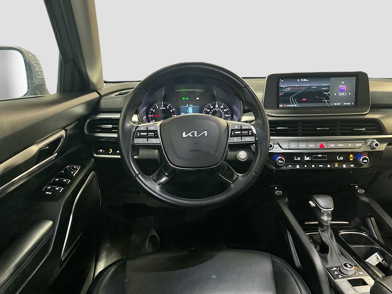 Used 2022 Silver Kia S image 22