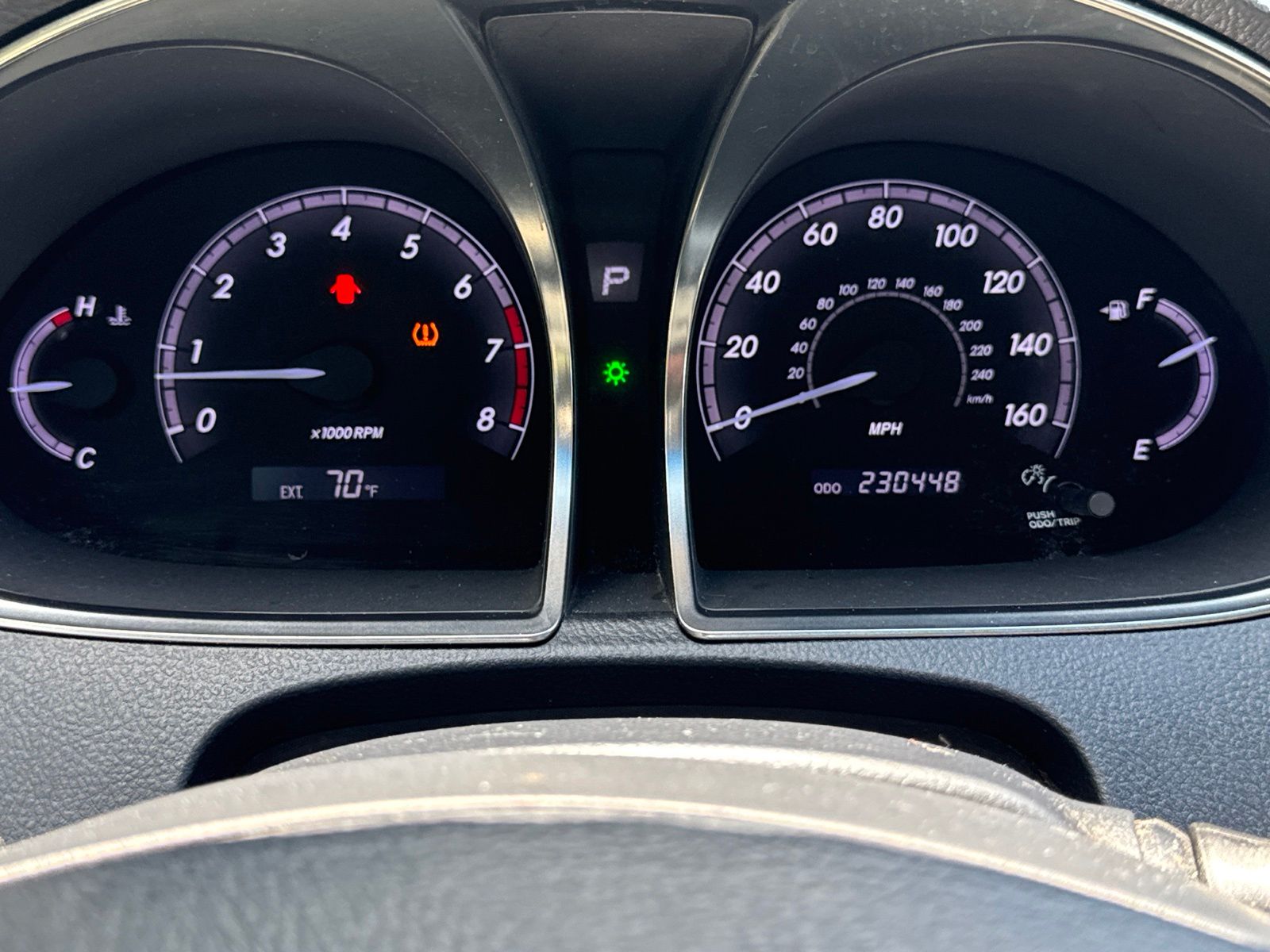 Used 2012 Classic Silver Metallic Toyota Base image 4