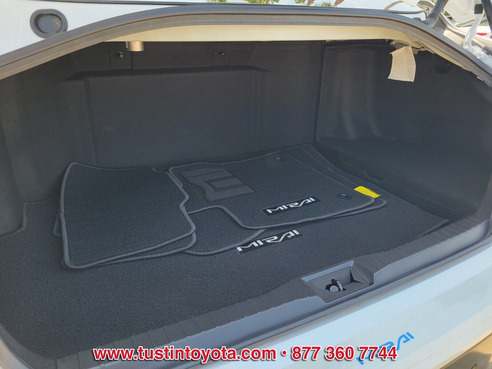 Used 2024 White Toyota XLE image 13