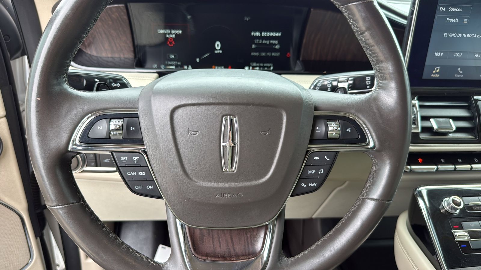 Used Car 2018 Lincoln Navigator  Select For Sale Under $25,000 In Austin, Texas