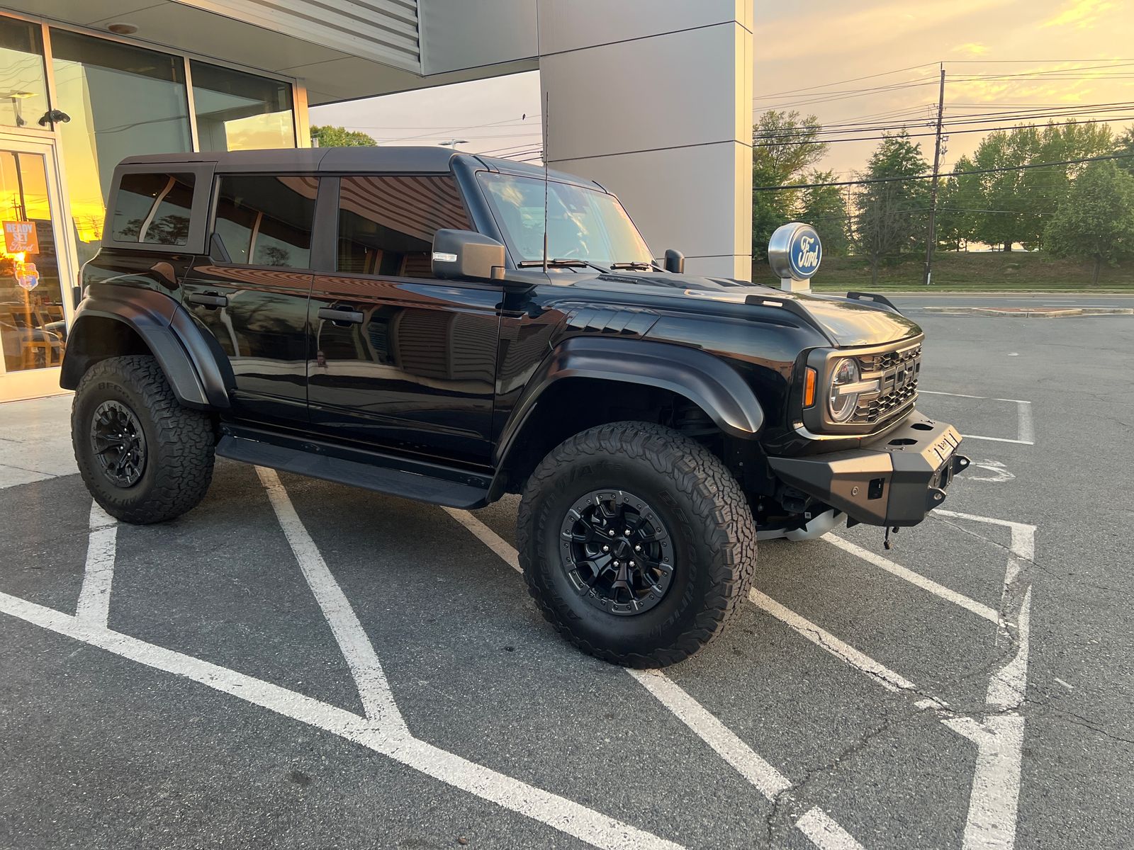 2023 Ford Bronco Raptor 4x4's photo