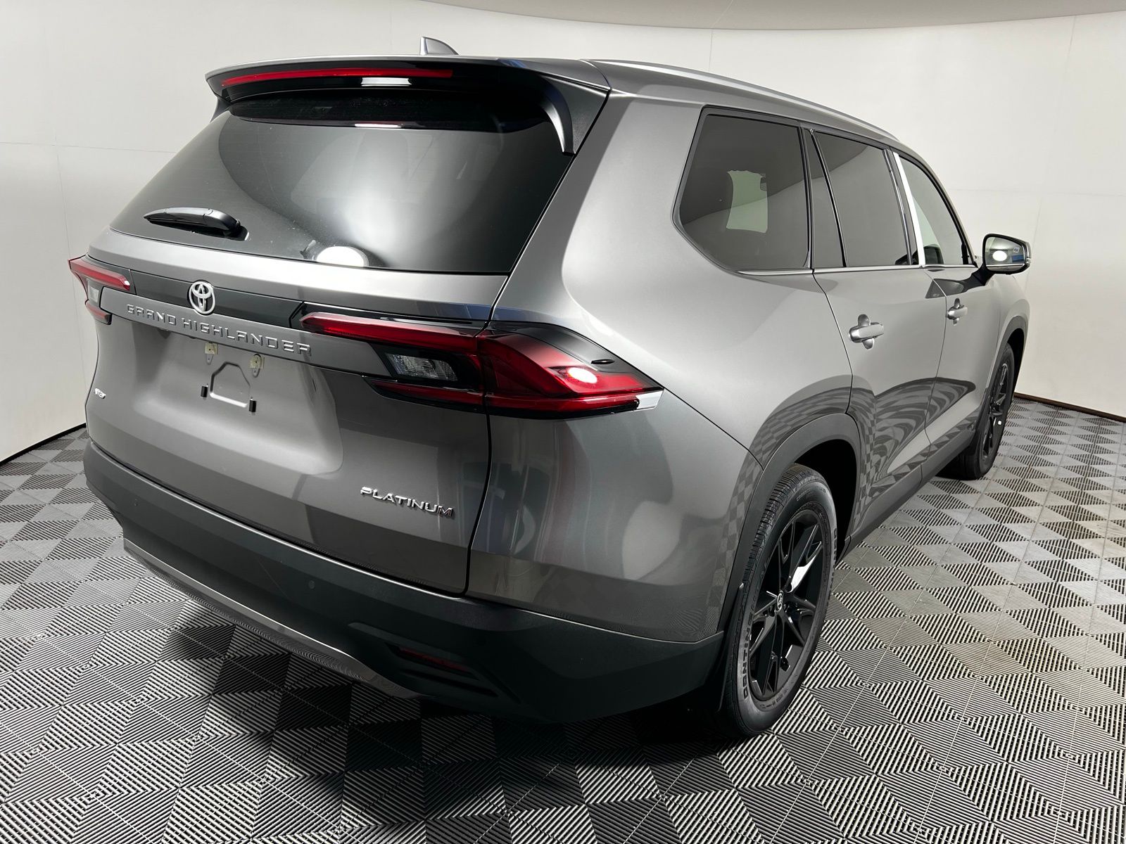 Thumbnail: 2025 Toyota Grand Highlander - 5