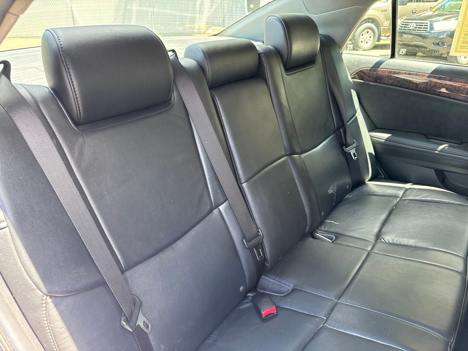 Used 2012 Classic Silver Metallic Toyota Base image 21